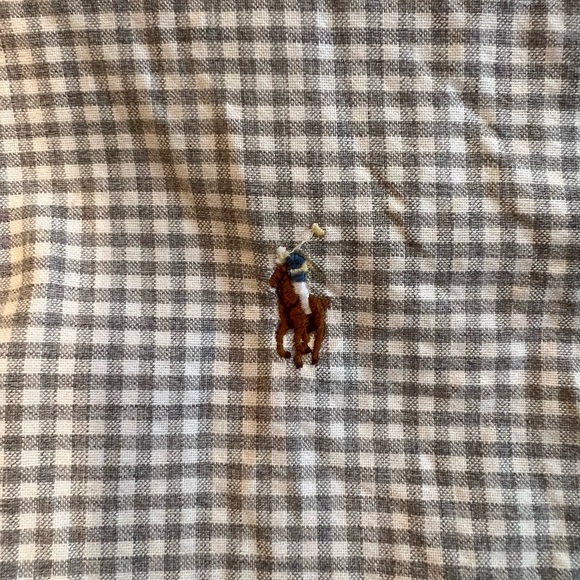 Ralph Lauren Classic Fit button down checkered shirt. - Picture 5 of 6